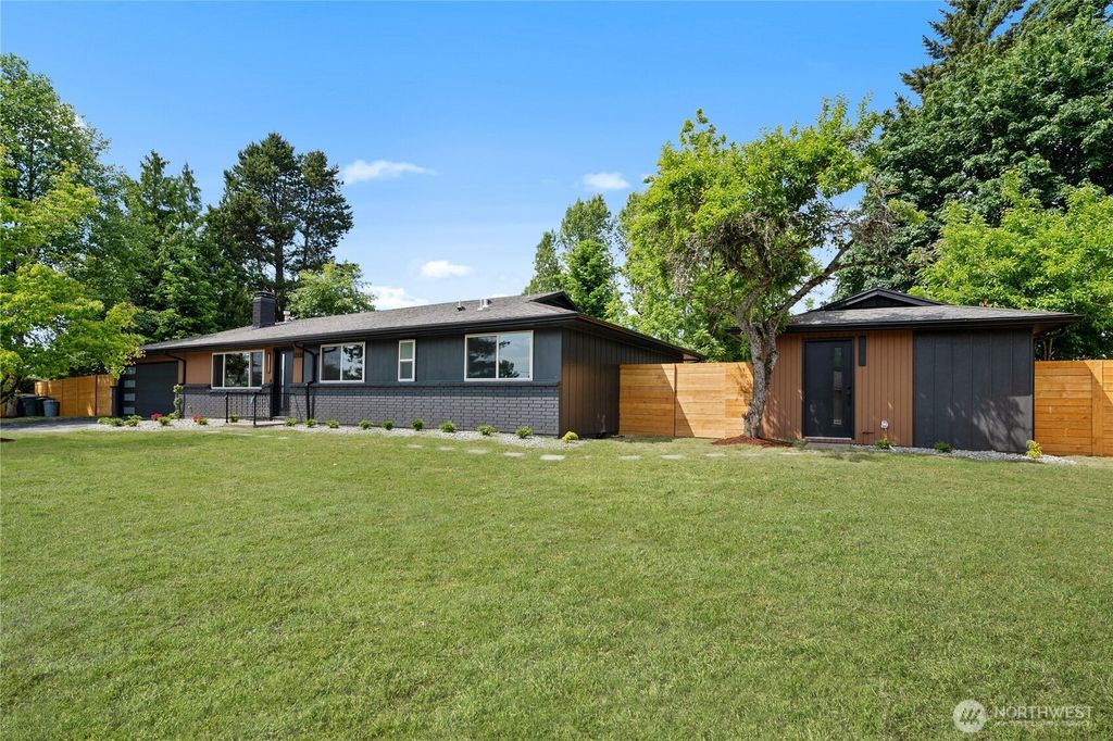 Photo of 12808 SE 170th Street, Renton, WA 98058 (MLS # 2388353)