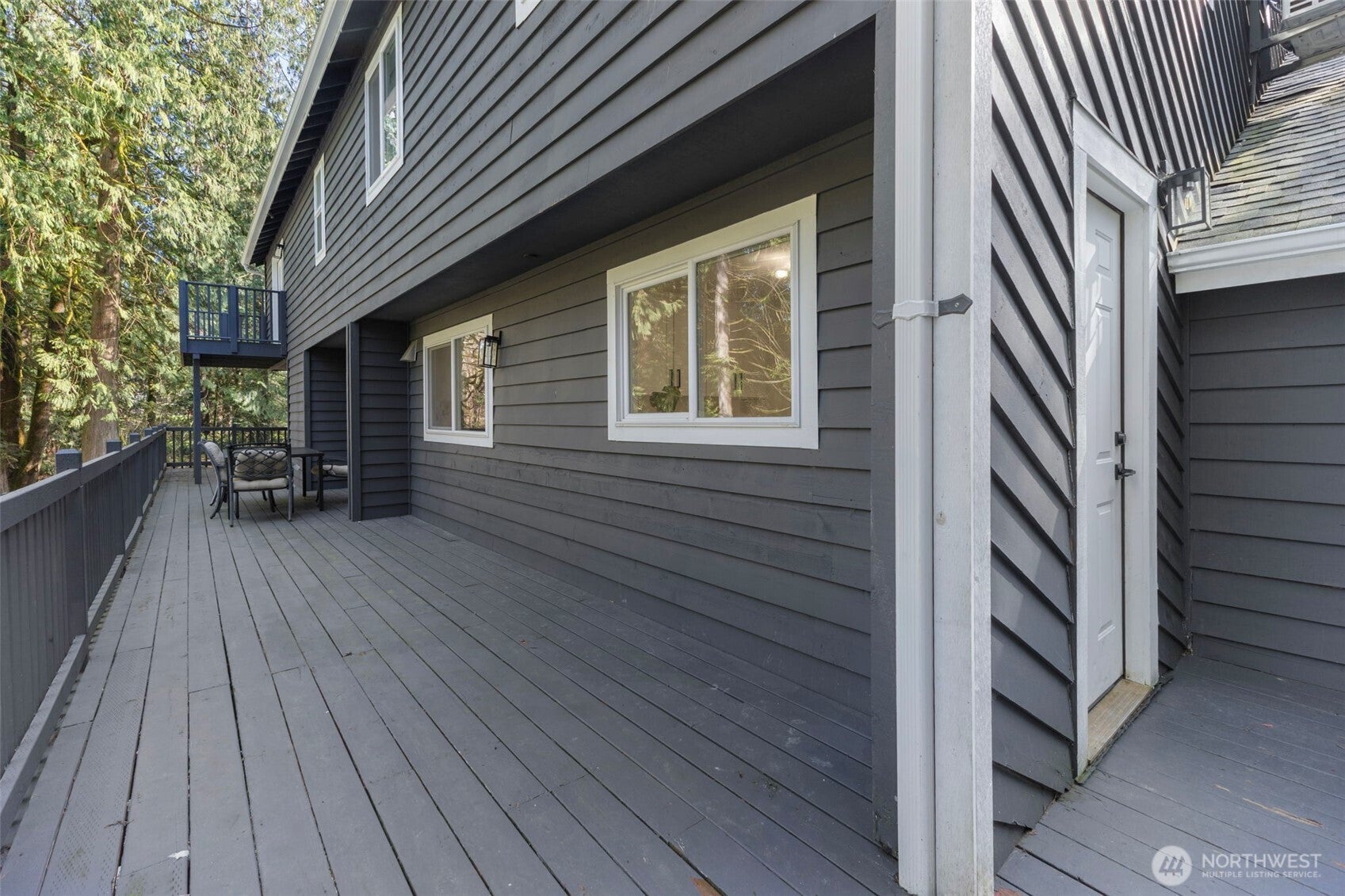 Maple Valley, Washington, 98038, United States, 4 Bedrooms Bedrooms, ,4 BathroomsBathrooms,Residential,Active,2034293