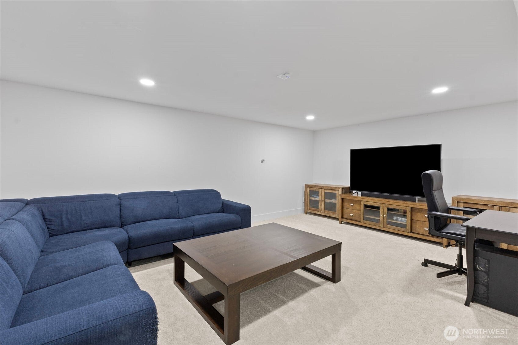 Maple Valley, Washington, 98038, United States, 4 Bedrooms Bedrooms, ,4 BathroomsBathrooms,Residential,Active,2034293