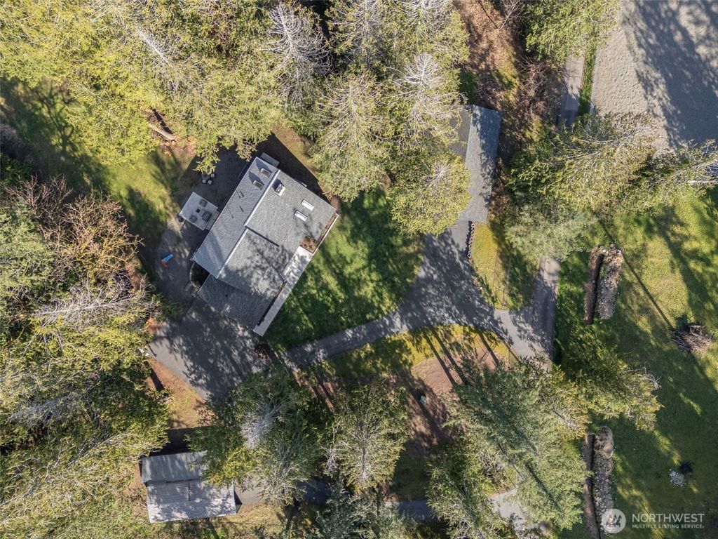 Photo of 24360 270th Avenue SE, Maple Valley, WA 98038 (MLS # 2503420)