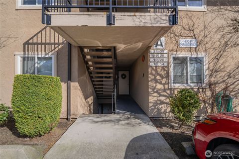 323 75th Street SE, Everett, WA 98203 - MLS#: 2347041