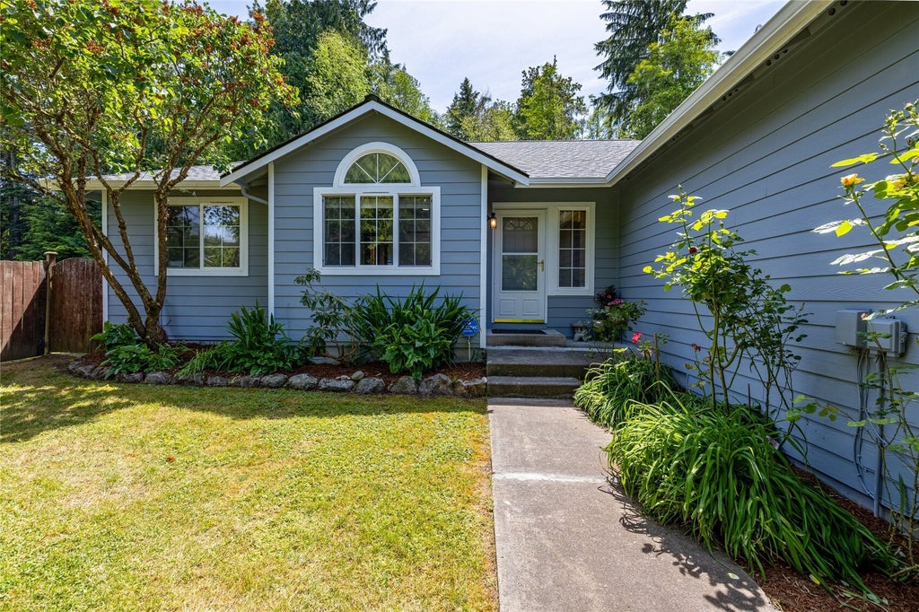 Photo of 15515 NW 88th Drive, Stanwood, WA 98292 (MLS # 2598808)