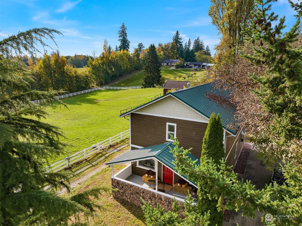 Photo of 7108 65th Avenue SE, Snohomish, WA 98290 (MLS # 2189233)