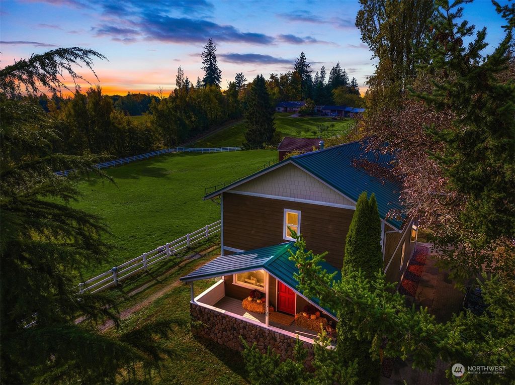 Photo of 7108 65th Avenue SE, Snohomish, WA 98290 (MLS # 2189233)