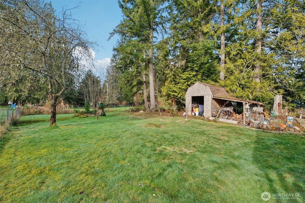 Photo of 9615 115th Avenue NE, Lake Stevens, WA 98258 (MLS # 2476853)