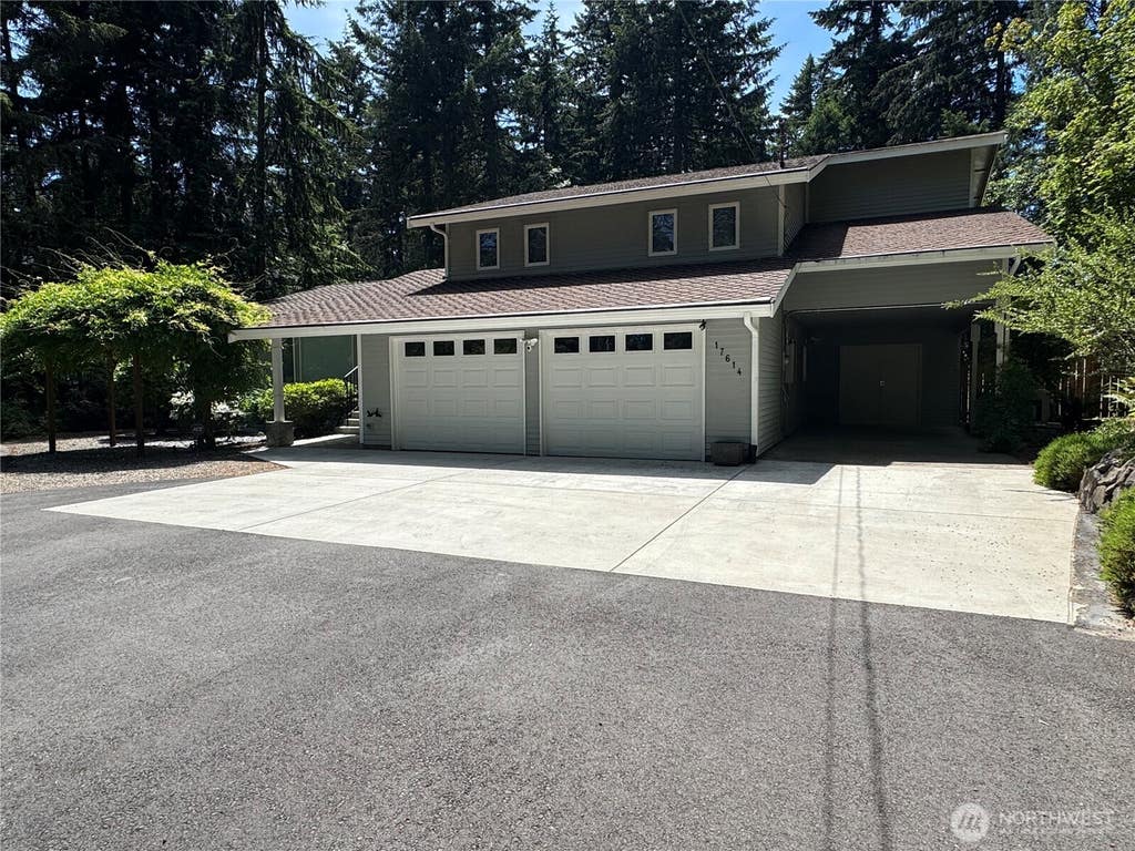 Photo of 17614 49th Street E, Lake Tapps, WA 98391 (MLS # 2540555)