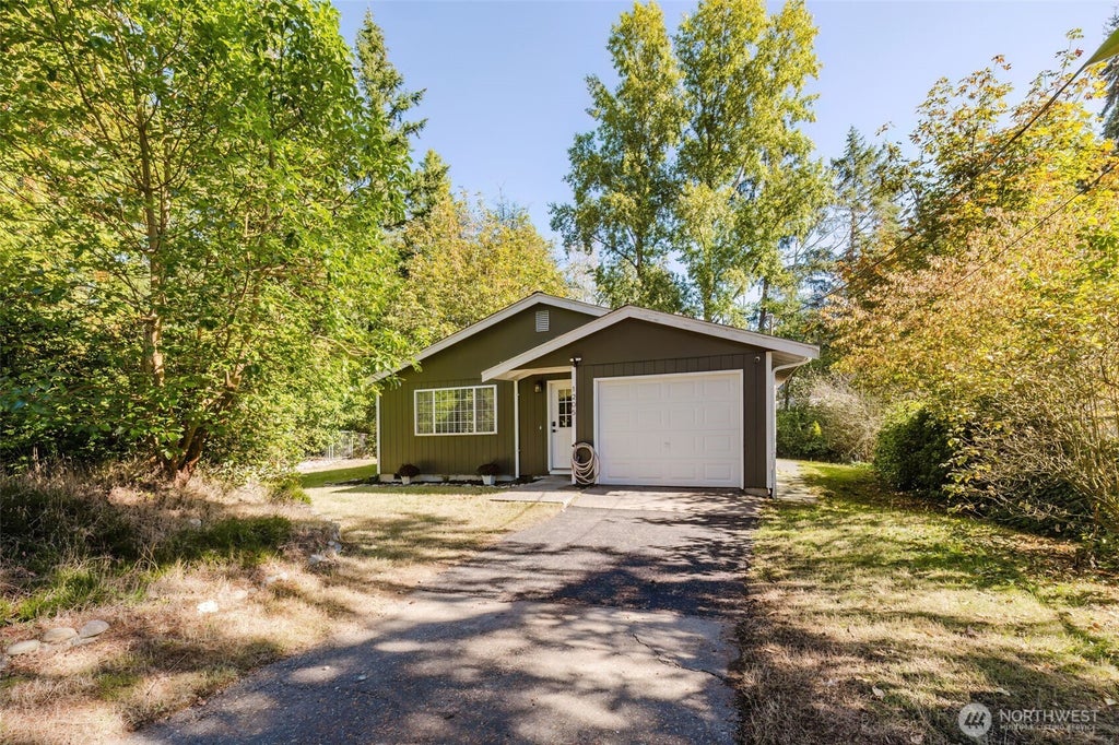 Photo of 1205 Nebraska Street SE, Port Orchard, WA 98366 (MLS # 2592963)