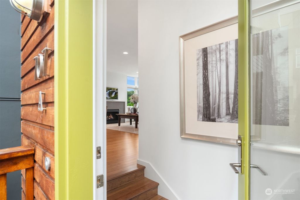 Photo of 707 18th Avenue S #A, Seattle, WA 98144 (MLS # 2244945)