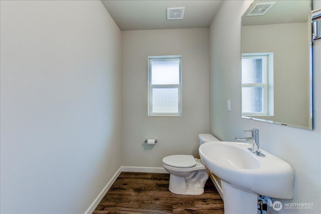 Photo of 2113 Eighth Place Pl, Snohomish, WA 98290 (MLS # 2342013)