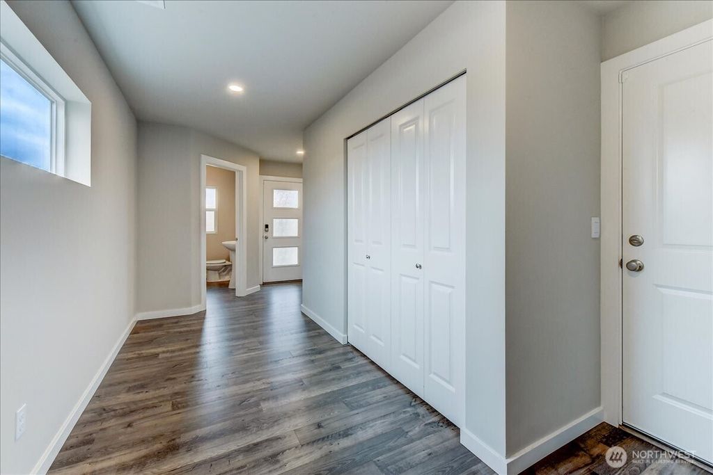 Photo of 2113 Eighth Place Pl, Snohomish, WA 98290 (MLS # 2342013)