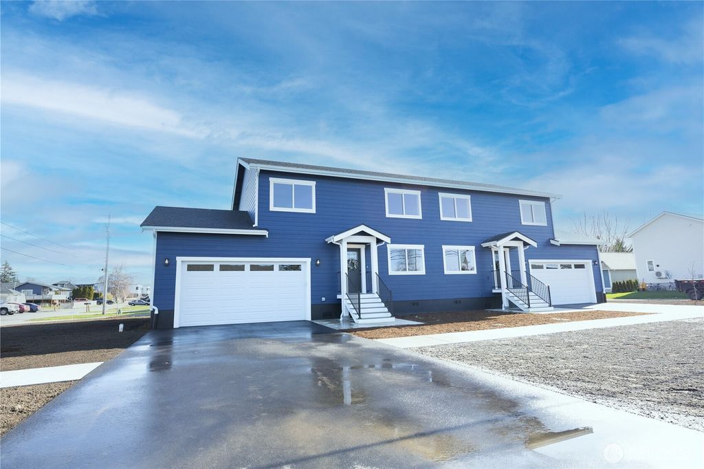Photo of 1116 Sumas Avenue #1, Sumas, WA 98295 (MLS # 2487448)