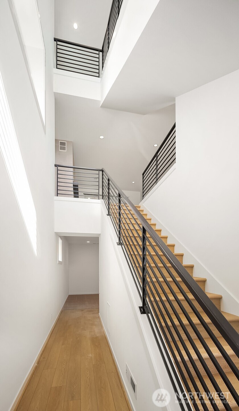 25502 204th Place SE