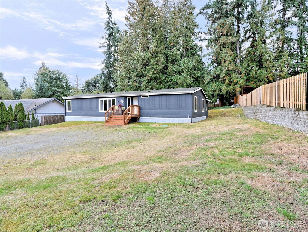 Photo of 19035 SE 163rd Street, Renton, WA 98058 (MLS # 2442799)