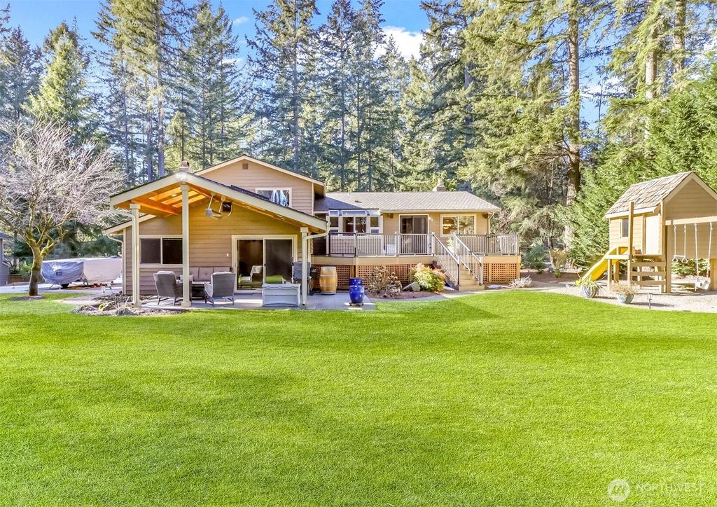 Photo of 32006 169th Avenue SE, Auburn, WA 98092 (MLS # 2327167)