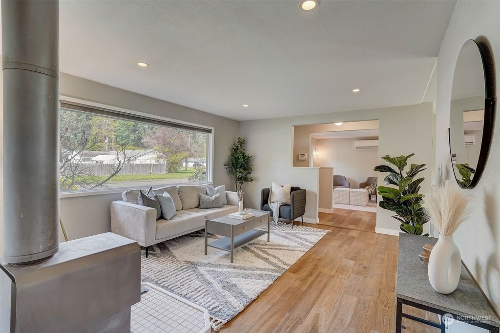 Photo of 22603 60th Avenue W, Mountlake Terrace, WA 98043 (MLS # 2218643)