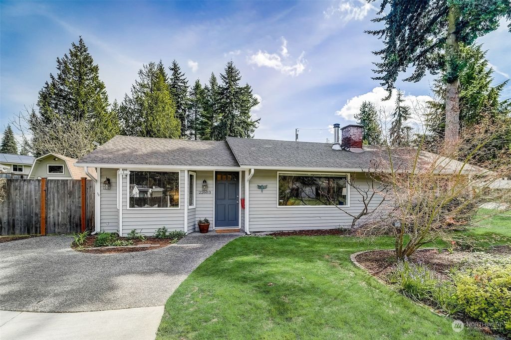 Photo of 22603 60th Avenue W, Mountlake Terrace, WA 98043 (MLS # 2218643)