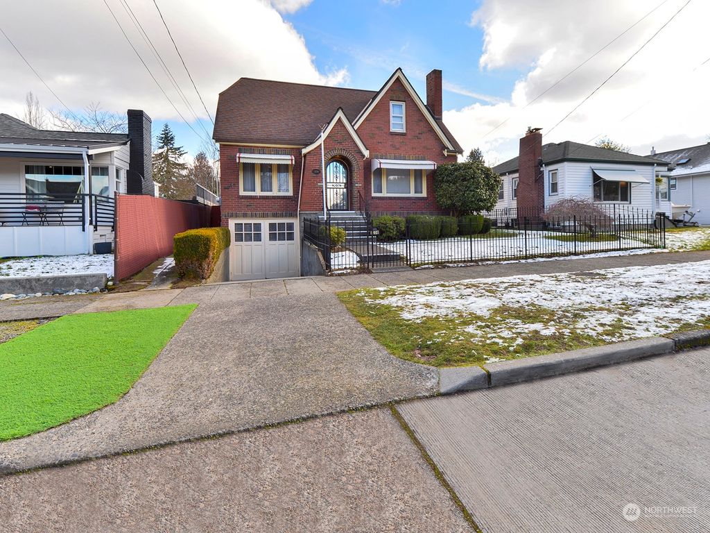 Photo of 3236 39th Avenue SW, Seattle, WA 98116 (MLS # 2330366)