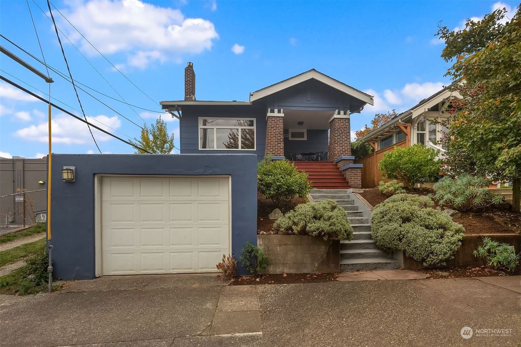 Photo of 1012 NE 62nd Street, Seattle, WA 98115 (MLS # 2169460)