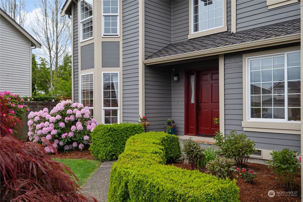 Photo of 34615 9th Court SW, Federal Way, WA 98023 (MLS # 2063662)