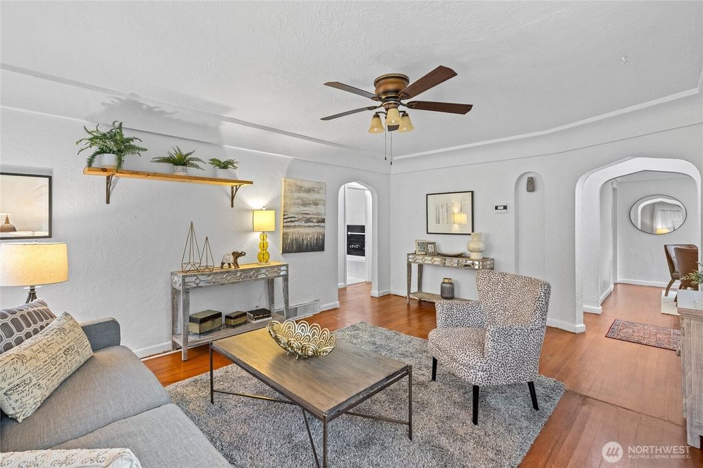 Photo of 9222 3rd Avenue SW, Seattle, WA 98106 (MLS # 2465778)