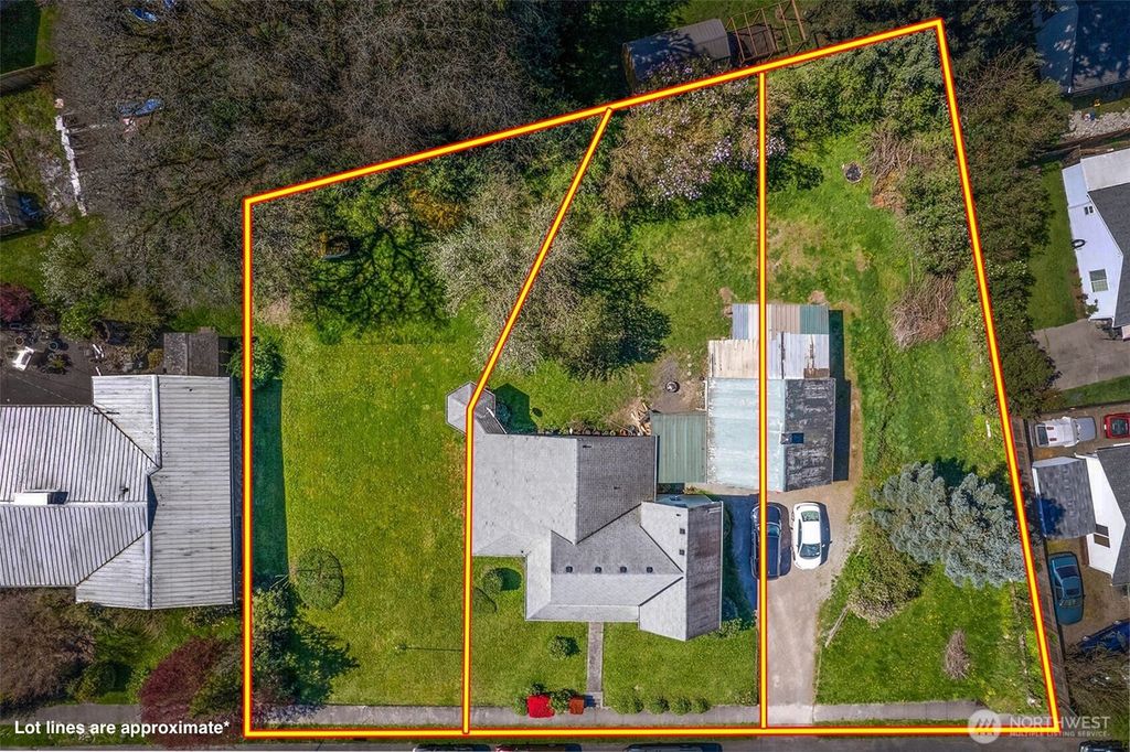 Photo of 1039 Park Street, Woodland, WA 98674 (MLS # 2512049)