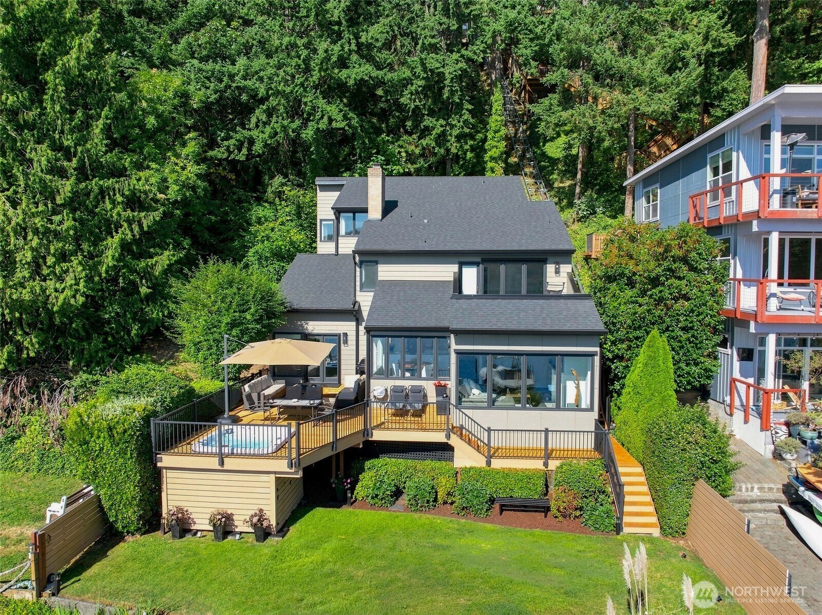 2002 W Lake Sammamish Parkway NE