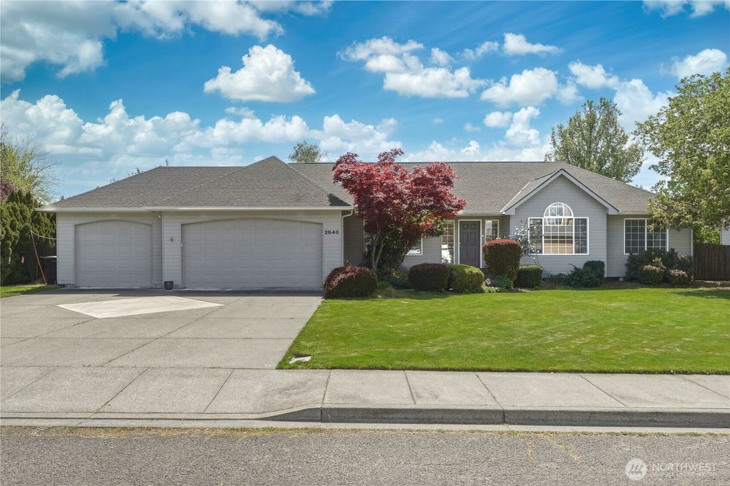 Photo of 2040 Wallace Street, Walla Walla, WA 99362 (MLS # 2512162)
