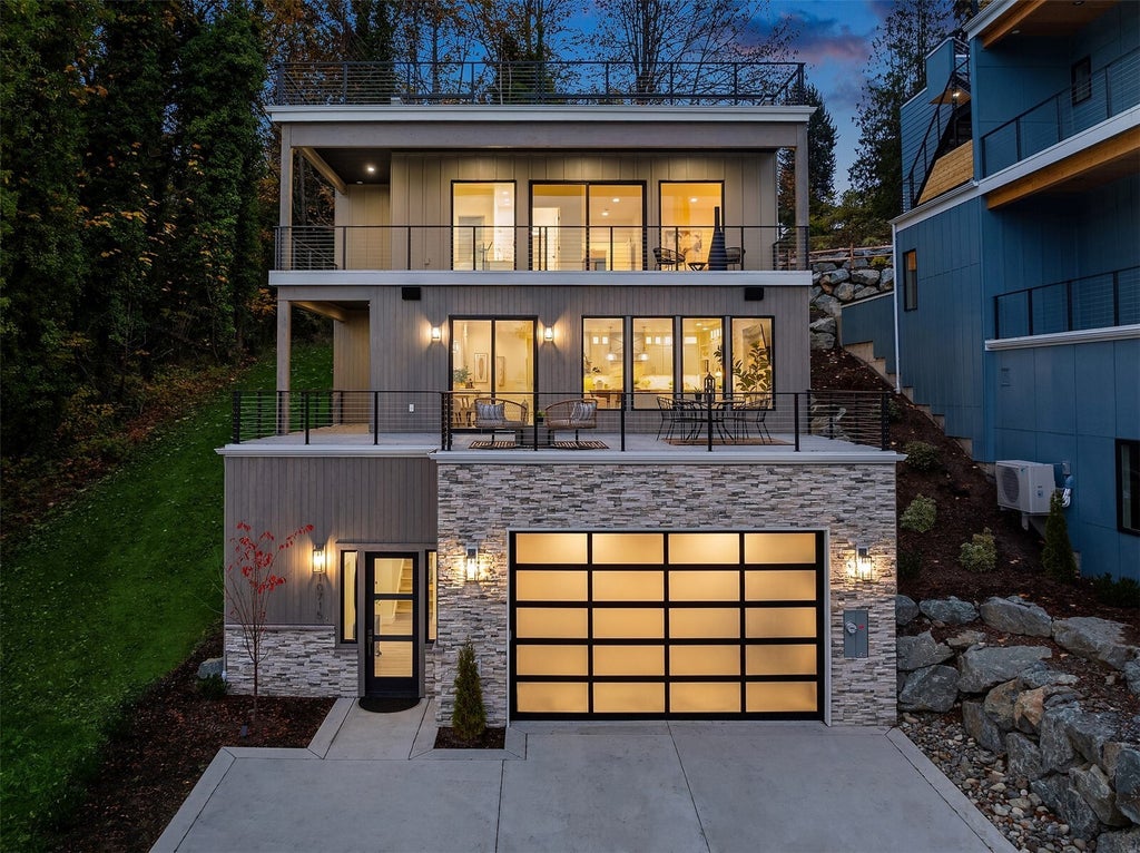 Photo of 10715 Lake View Drive, Lake Stevens, WA 98258 (MLS # 2598408)