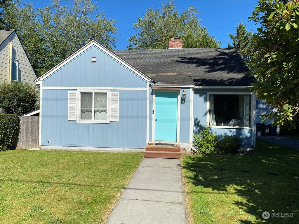 Photo of 8276 Silva Avenue SE, Snoqualmie, WA 98065 (MLS # 2261565)