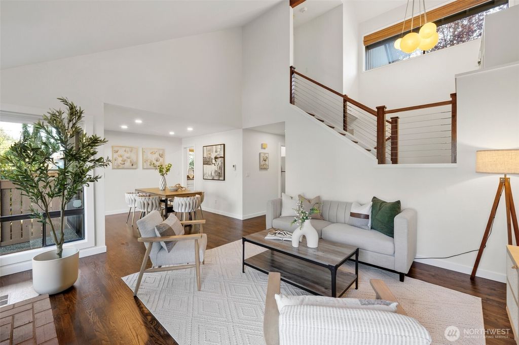 Photo of 1600 159th Avenue NE #17A, Bellevue, WA 98008 (MLS # 2506038)