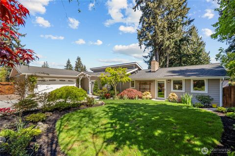 Photo of 643 Edmonds Way, Edmonds, WA 98020 (MLS # 2515878)