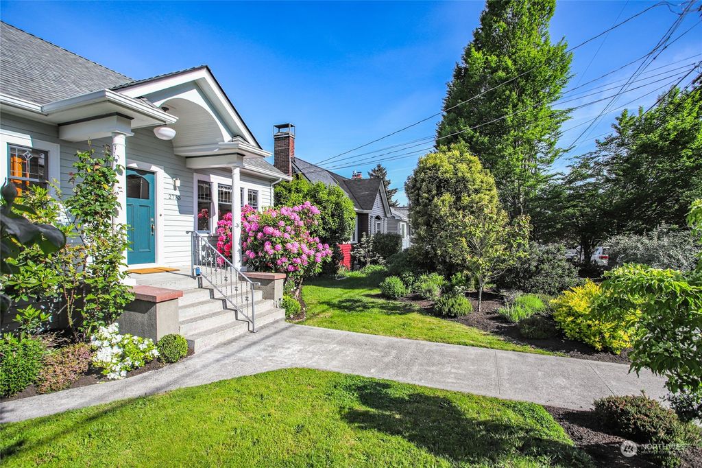 Photo of 2753 38th Avenue SW, Seattle, WA 98126 (MLS # 2230487)