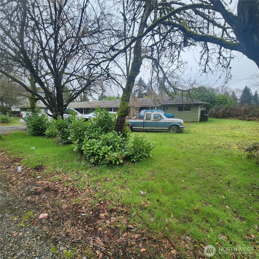 Photo of 1638 108th Street S, Tacoma, WA 98444 (MLS # 2476467)