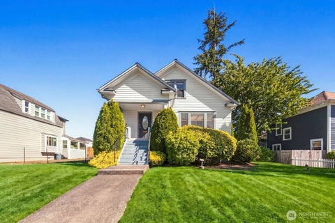 Photo of 3325 Wetmore Avenue, Everett, WA 98201 (MLS # 2585231)
