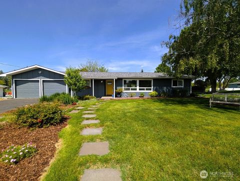 Photo of 1326 Havstad Drive, Walla Walla, WA 99362 (MLS # 2517841)