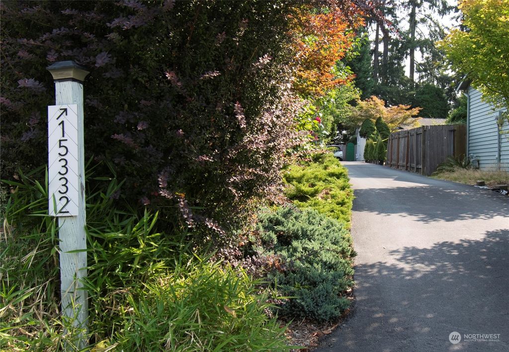Photo of 15332 81st Avenue NE, Kenmore, WA 98028 (MLS # 2154970)