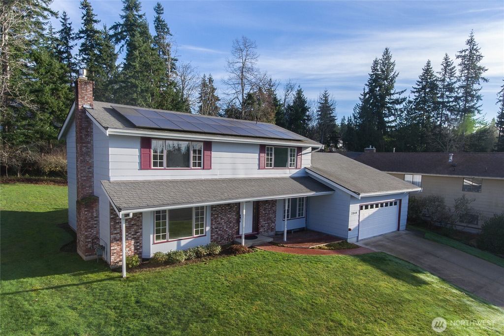 Photo of 2044 Niagara Drive, Bellingham, WA 98229 (MLS # 2465640)