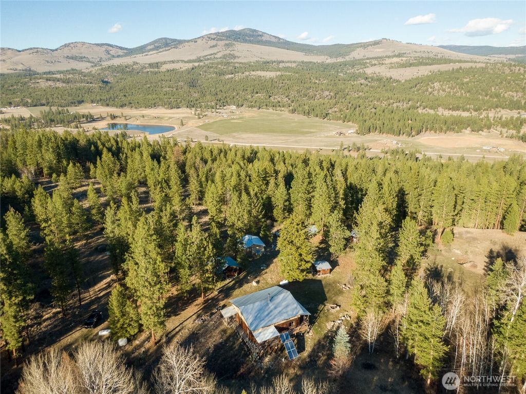 Photo of 266 Bluebell Lane, Tonasket, WA 98855 (MLS # 2506310)