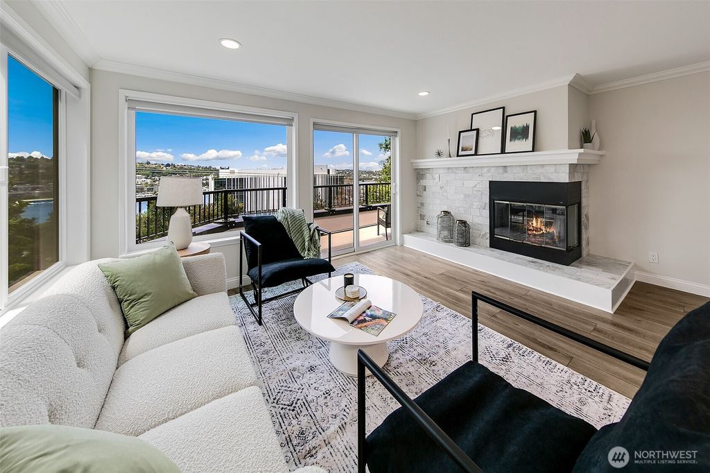 Photo of 1028 Lakeview Boulevard E #10, Seattle, WA 98102 (MLS # 2394416)
