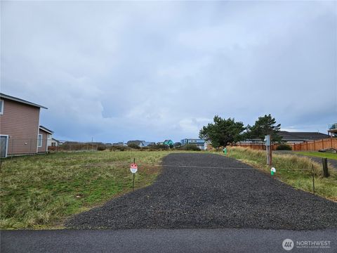1275 Channel Avenue SW Ocean Shores WA 98569