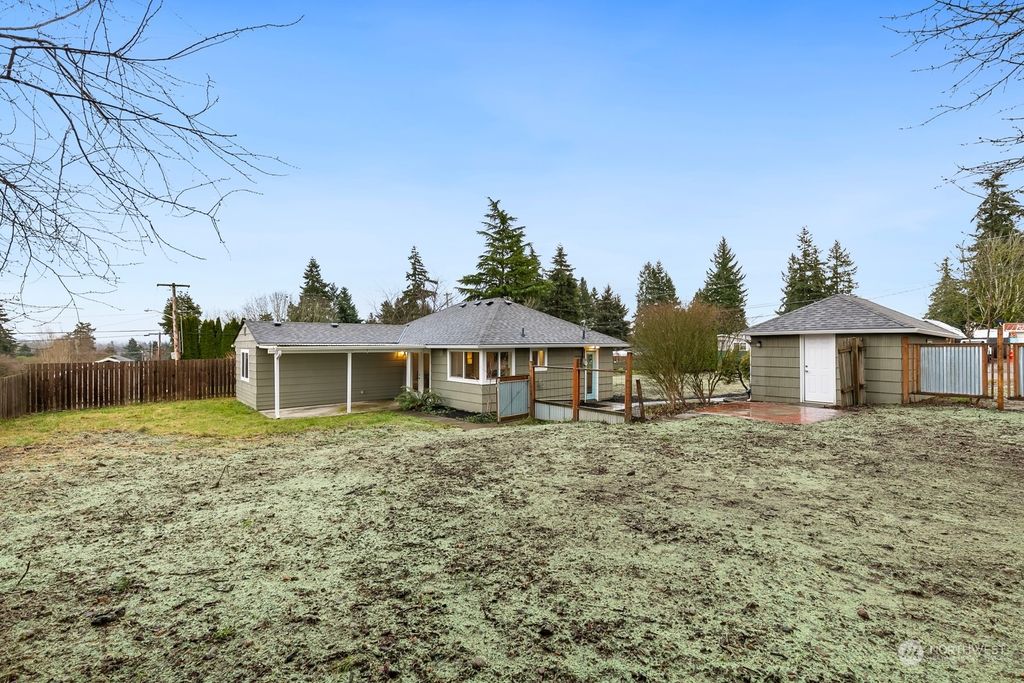 Photo of 11836 SE 275th Street, Kent, WA 98030 (MLS # 2319546)