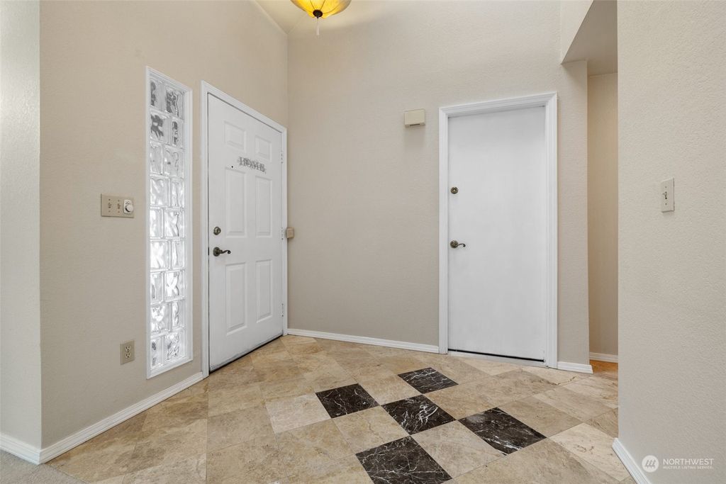 Photo of 32844 4th Lane S, Federal Way, WA 98003 (MLS # 2051251)