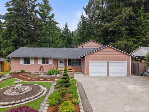 Photo of 12829 109th Avenue NE, Kirkland, WA 98034 (MLS # 2550140)
