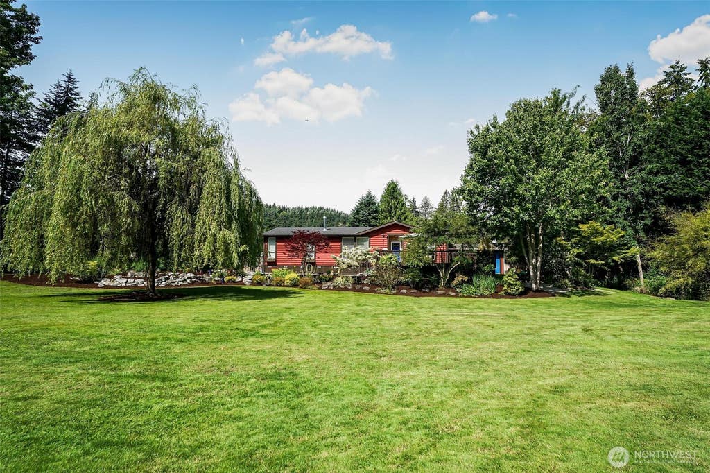 Photo of 13217 145th Avenue Ct E, Orting, WA 98360 (MLS # 2538844)