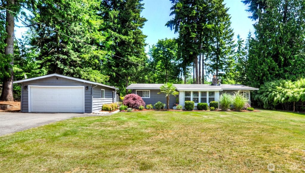 Photo of 14032 183rd Avenue SE, Renton, WA 98059 (MLS # 2385346)