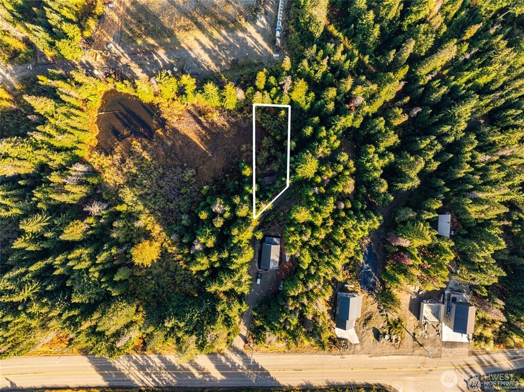 Photo of 63 Snoqualmie Village Drive, Snoqualmie Pass, WA 98068 (MLS # 2464466)