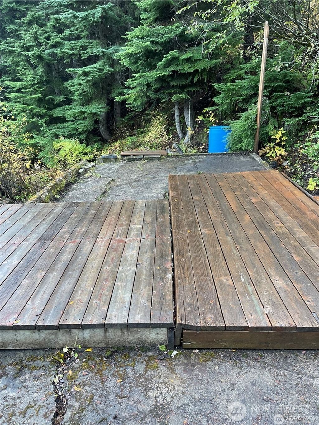 Photo of 63 Snoqualmie Village Drive, Snoqualmie Pass, WA 98068 (MLS # 2464466)