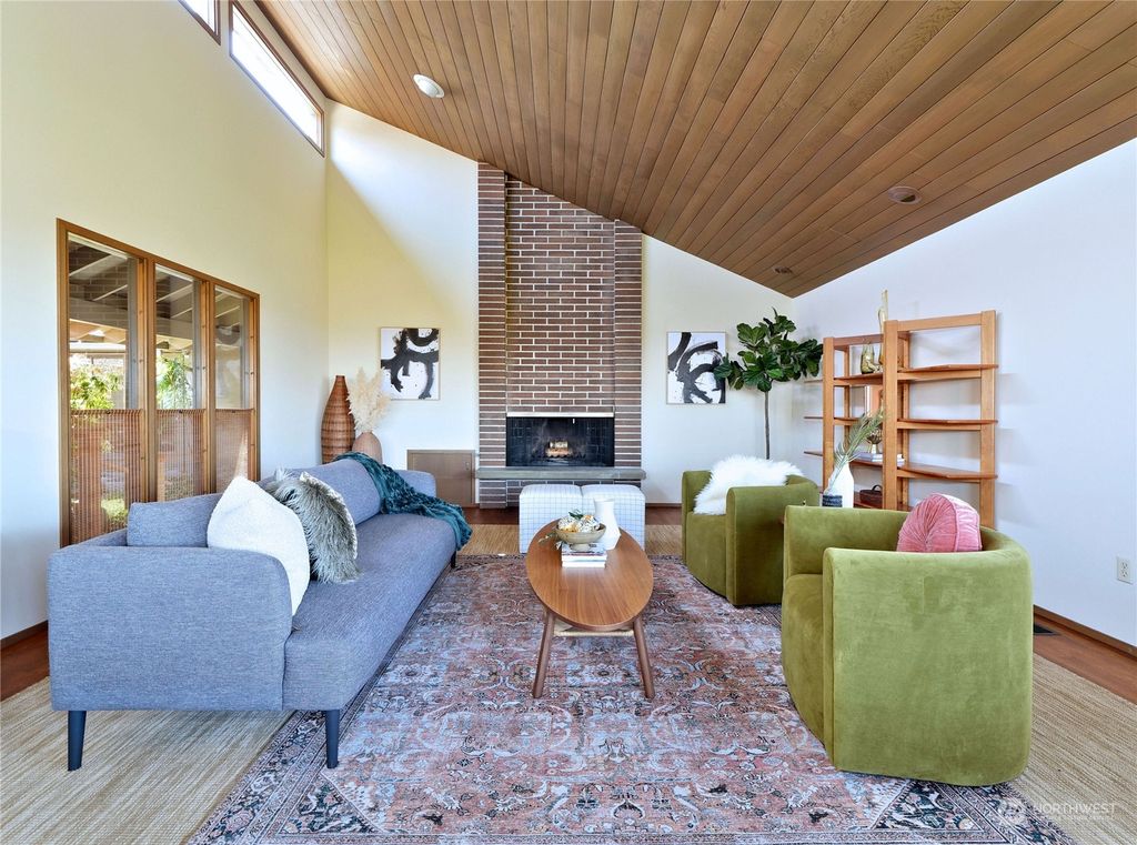 Photo of 6030 51st Place S, Seattle, WA 98118 (MLS # 2053400)