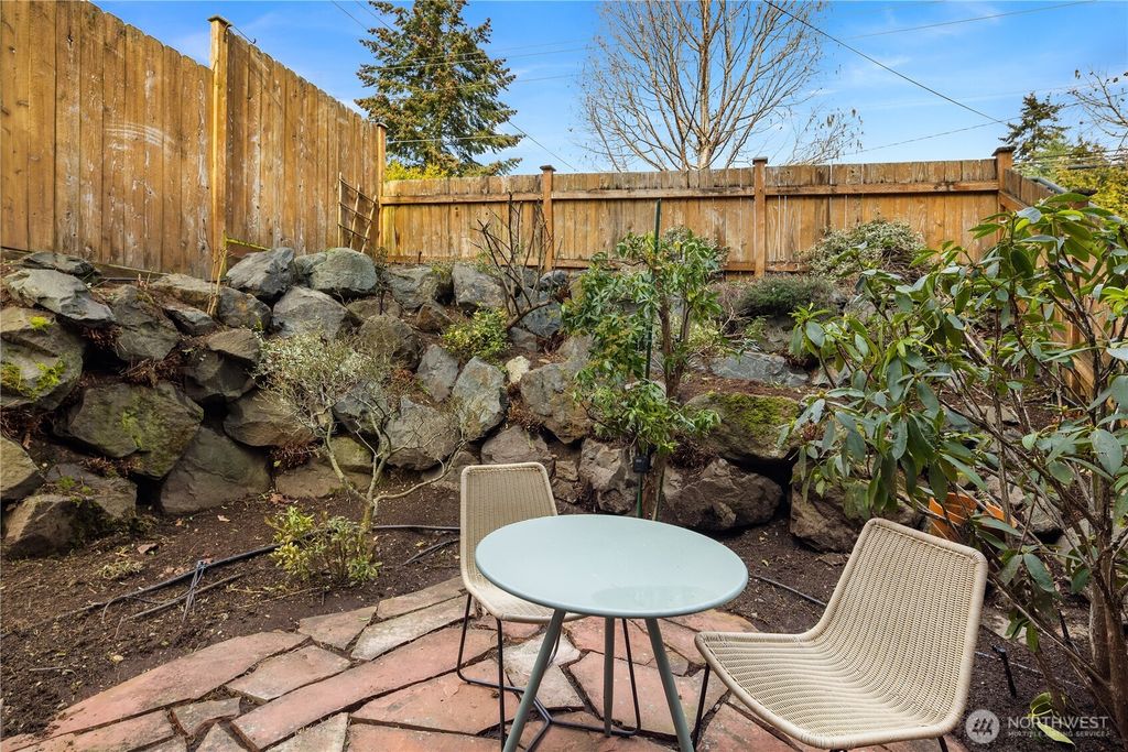 Photo of 925 N 97th Street #A, Seattle, WA 98103 (MLS # 2337954)
