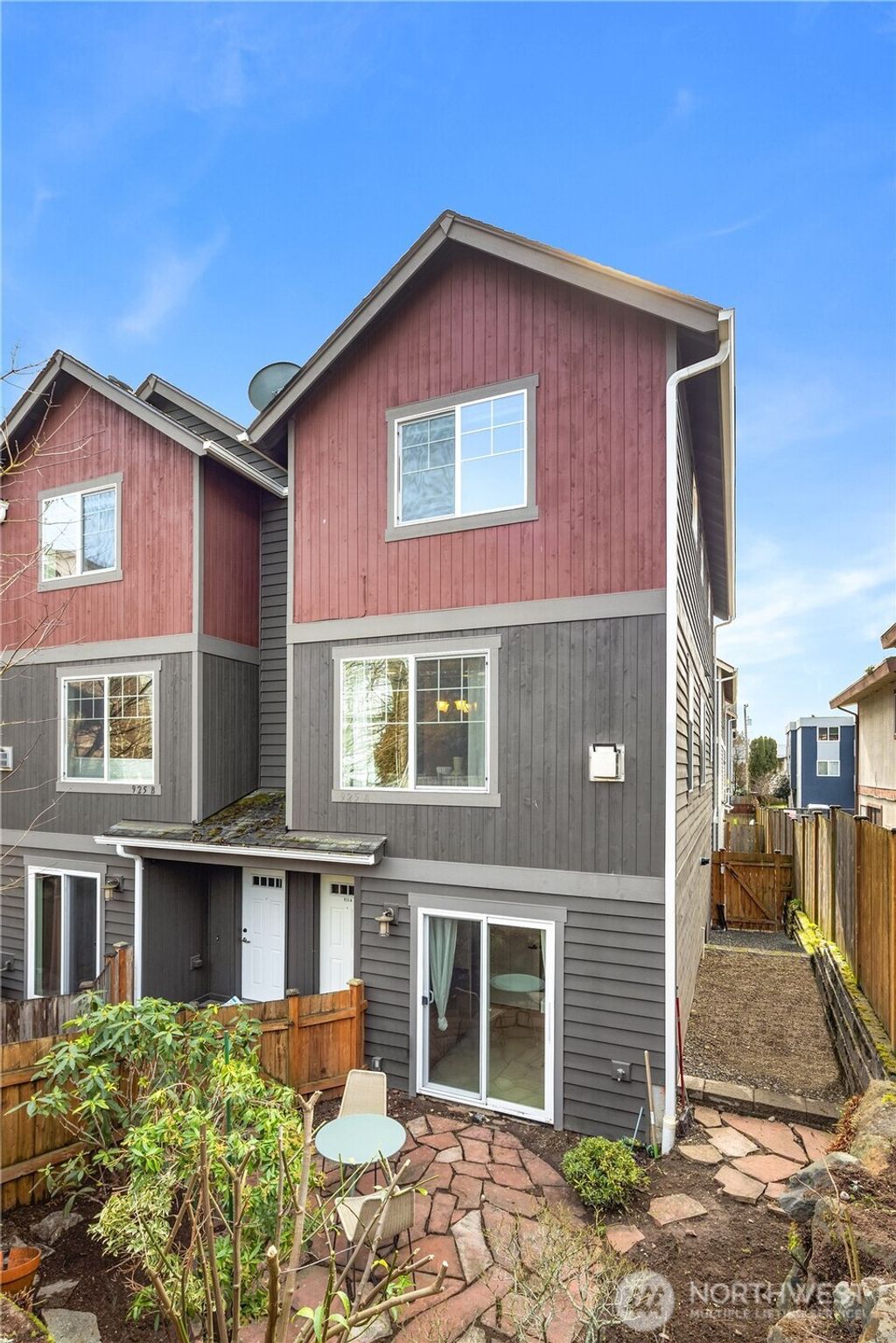 Photo of 925 N 97th Street #A, Seattle, WA 98103 (MLS # 2337954)